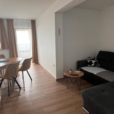 Appmishadze Lägenhet Crikvenica Exteriör bild