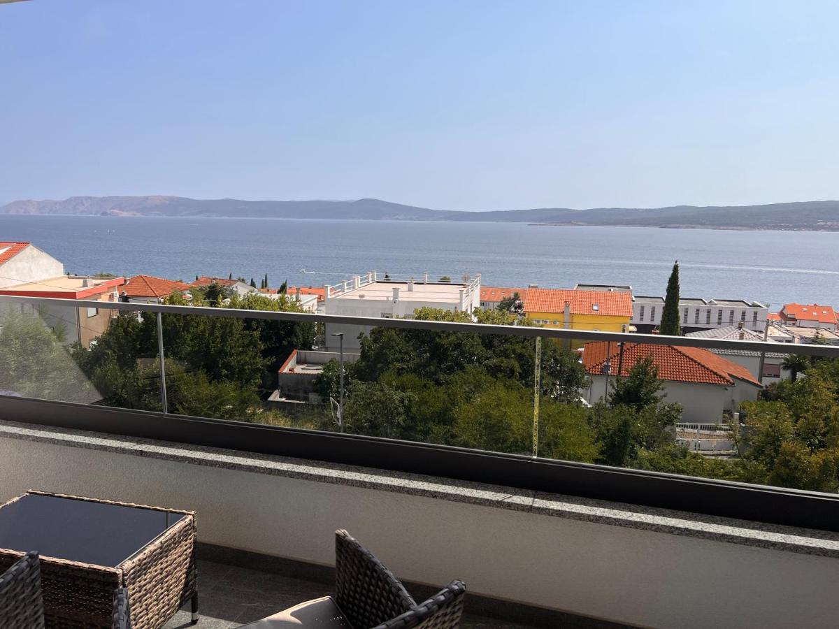 Appmishadze Lägenhet Crikvenica Exteriör bild